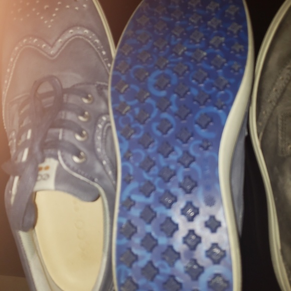 2 PAIR ECCO GOLF SHOES. - Picture 3 of 4